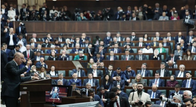 Erdoğan: 'Milletimize hizmet etmek için koşturuyoruz'