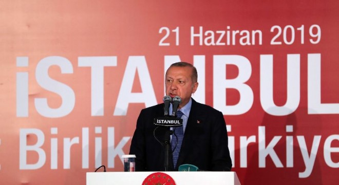 'Siyaset kendini millete hizmete adamanın adıdır'