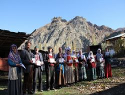 1 yıl önceden adaylığını açıkladı