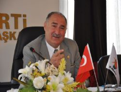 Yılmaz, sorun dinliyor