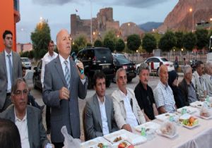 Sekmen, Oltu'ya çıkarma yaptı 