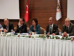 Terzioğlu Baro Zirvesi'ne katıldı