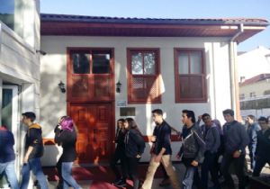 Milli Şairimiz Akif'e vefa