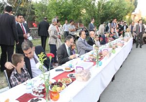  ‘Yetimliğin  ne olduğunu çok iyi bilirim'