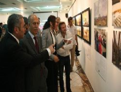 ‘Türkiye'de ZAMAN' Fotofest'te