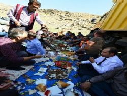 Muhtarlardan ziyafetli teşekkür