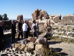 Geç oldu, güç olmasın..!