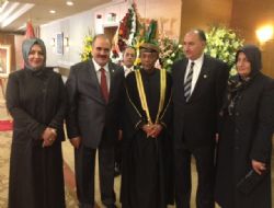 Aksak ve Yılmaz Umman Milli Günü'ne katıldı