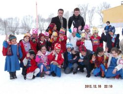 Kavuşturan'da öğrencilere kışlık desteği
