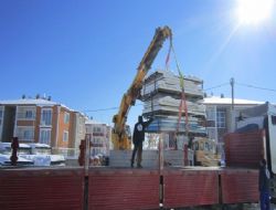 Erzurum'dan Suriye'ye 48 afet evi