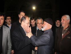 Akdağ Oltulularla buluştu