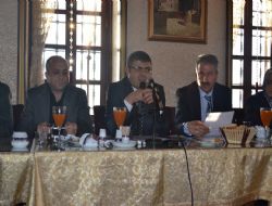 Hizmet-İş istişare etti