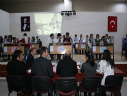 Öğrenciler bilgilerini yarıştırdı