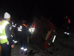 Nenehatun'da trafik kazası: 5 yaralı