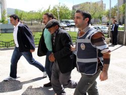 Silah kaçakçılarına operasyon