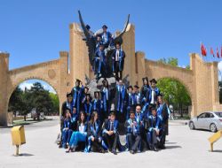 ATAÜNİ 10 bin mezun verecek