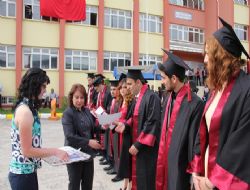 OMYO'da 17. dönem başarısı