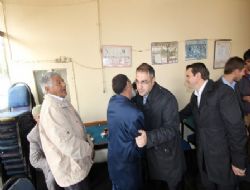 Cengiz esnafla bayramlaştı