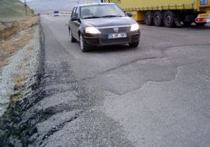 Bir yılı dolmadan yol bozulunca..