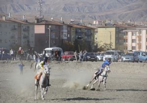 Atlı Ciritte Erzurum farkı
