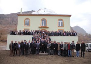 Aslanağa Camisi ibadete açıldı