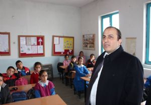 Kaymakam Şen, Özderelili öğrencileri sevindirdi