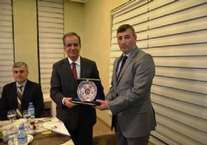 Başsavcı Çiçekli'ye duygusal veda