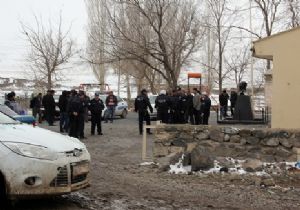 Aziziye'de muhtarlık kavgası: 2 yaralı