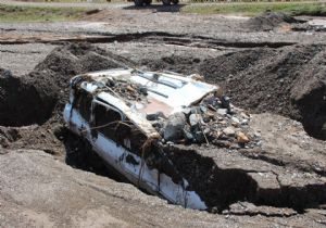 Sel gitti, izi kaldı