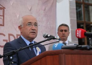 Çiçek: ‘İslam Dünyası 3. Kanlı dönemini yaşıyor'