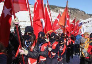 Afgan Gençler Asım'ın Nesli arasındaydı