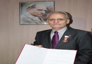 Prof. Dr. Özbek'e bilimsel vefa