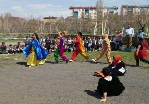 ERVAK'lı gençlerden “Her Fidan Bir Yaşam” 