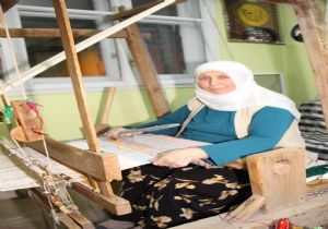 Zennure Ana'dan ‘cecimli'  kültür dersi