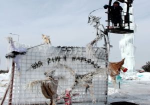 Mülteci dramına sanatlı yaklaşım