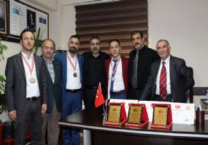 Erzurumlu kuaförlerden üç dalda birincilik