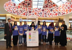 İki leblebi ile Otizm'e farkındalık oluşturdular