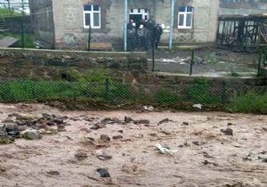 Oltu Çatak'ta taşkın