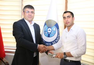 Hizmet İş'ten acılı aileye destek