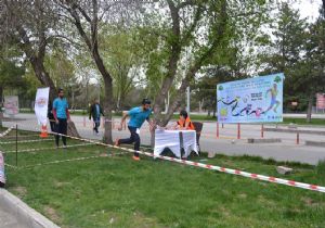 Erzurumlu Gençler yönünü buluyor