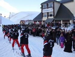 360 öğrenci kayak sertifikası aldı