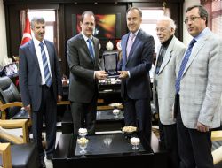 Bayburt Üniversitesi valileri ağırladı