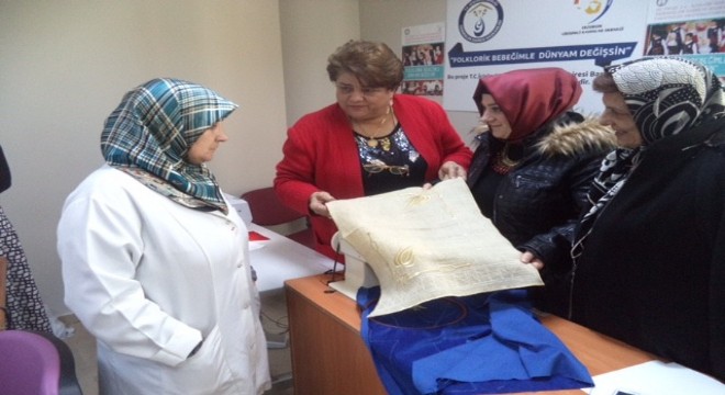 AK Kadınların ortak gündemi referandum