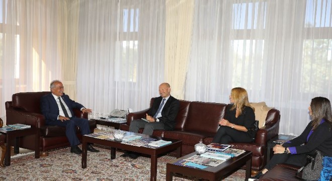 ATAUNİ ABD Eğitim Ateşesi Fay'i ağırladı