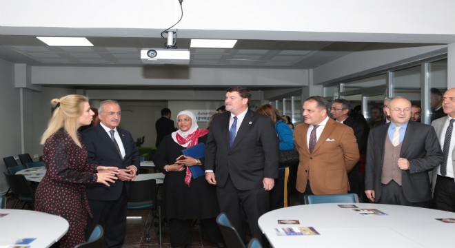 ATAUNİ Amerikan Dil Köşesi törenle açıldı