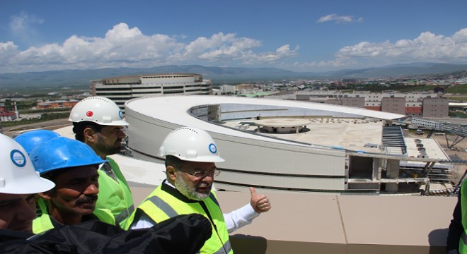Akdağ'dan Sağlık Kampüsü değerlendirmesi