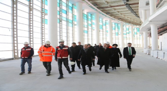 Akdağ'dan Şehir Hastanesi değerlendirmesi