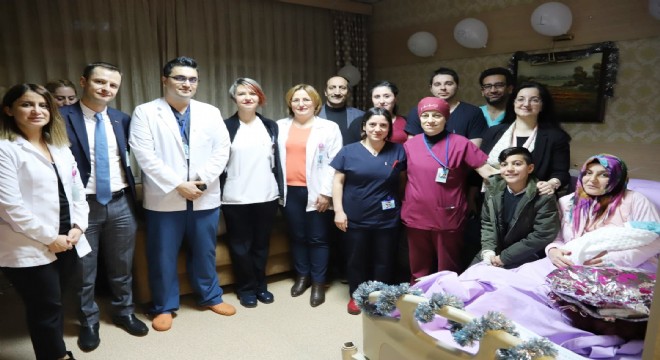 Ankara'da yılın ilk bebeği dadaş Eren oldu