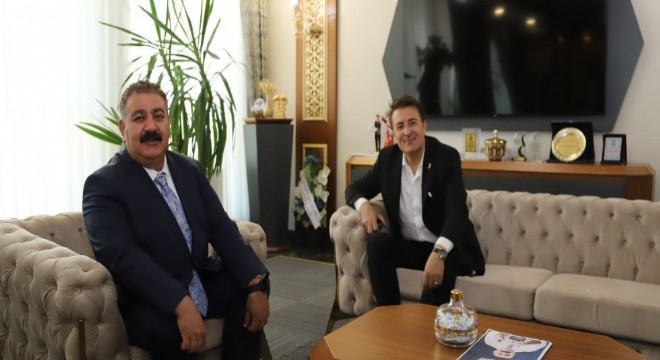 Aydemir'den ‘AK Belediyecilik Modeli'  vurgusu