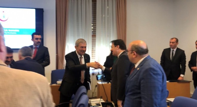 'Akdağ, bizim şeref levhalarımızdan bir isimdir'